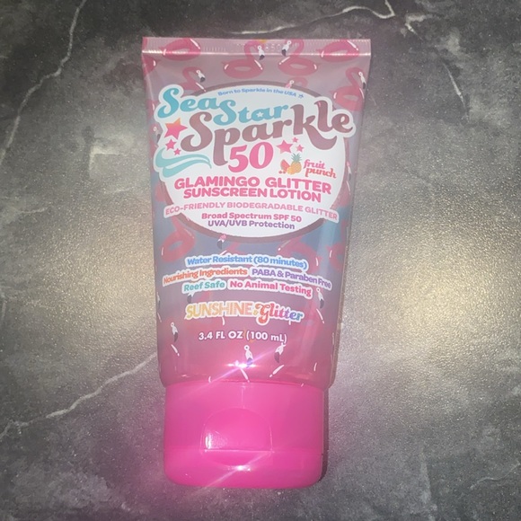 Sea Star Sparkle Glamingo 🦩 Glitter Sunscreen - Picture 3 of 4
